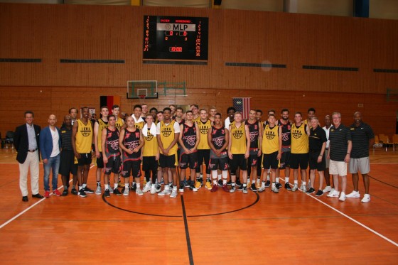 Die Teams und Coaches