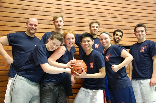 Das BBALL AID-Team beim Winternachtsspaß des AStA-Sportreferates und des Hochschulsports